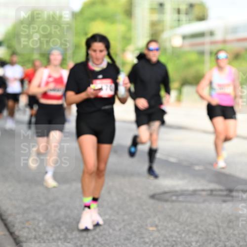 06.09.2026 - CURREX Alsterlauf Dr. Thomas Lammeyer http://msf.ph/oto/10131667 06.09.2026 09:55:09 Laufen  meine-sportfotos.de