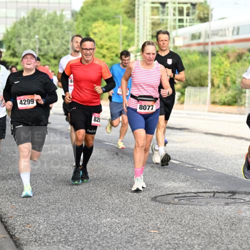 06.09.2026 - CURREX Alsterlauf Dr. Thomas Lammeyer http://msf.ph/oto/10131701 06.09.2026 09:55:13 Laufen 3313, 4299, 829, 22, 8077, 3261 meine-sportfotos.de
