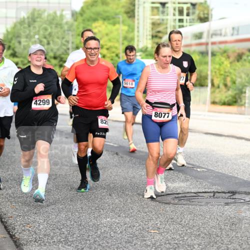 06.09.2026 - CURREX Alsterlauf Dr. Thomas Lammeyer http://msf.ph/oto/10131703 06.09.2026 09:55:13 Laufen 3313, 5018, 27, 3261, 4299, 82, 8077, 226 meine-sportfotos.de