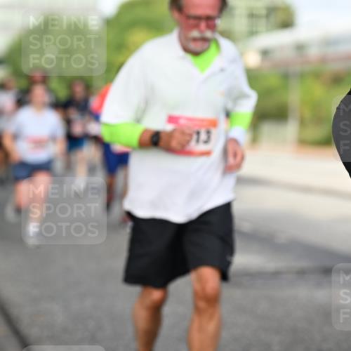 06.09.2026 - CURREX Alsterlauf Dr. Thomas Lammeyer http://msf.ph/oto/10131728 06.09.2026 09:55:15 Laufen  meine-sportfotos.de