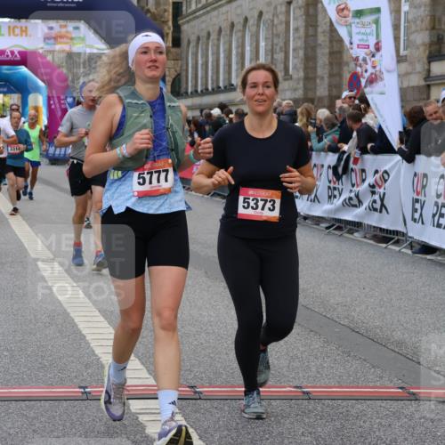 06.09.2026 - CURREX Alsterlauf Strokosch-Dieckow http://msf.ph/oto/10131757 06.09.2026 10:05:37 Ziel 2310, 3064, 3180, 3314, 3315, 4152, 4408, 4511, 5135, 5349, 5373, 5405, 5406, 5777, 6458 meine-sportfotos.de