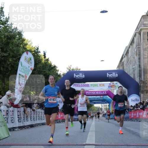 06.09.2026 - CURREX Alsterlauf Yannick Fuchs http://msf.ph/oto/10131758 06.09.2026 09:39:30 Ziel 2739, 3270, 3759, 3972, 4163, 4698, 4866, 5246, 5334, 5339, 5639, 5803, 5967 meine-sportfotos.de
