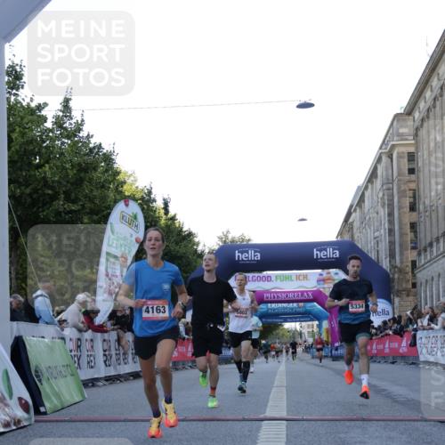 06.09.2026 - CURREX Alsterlauf Yannick Fuchs http://msf.ph/oto/10131773 06.09.2026 09:39:31 Ziel 2727, 2739, 3270, 3759, 3972, 4163, 4866, 5246, 5334, 5339, 5639, 5803, 5967 meine-sportfotos.de