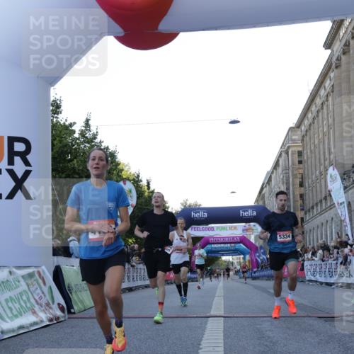 06.09.2026 - CURREX Alsterlauf Yannick Fuchs http://msf.ph/oto/10131784 06.09.2026 09:39:31 Ziel 2727, 2739, 3270, 3759, 3972, 4163, 4866, 5246, 5334, 5339, 5639, 5803, 5967 meine-sportfotos.de