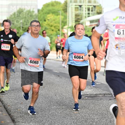 06.09.2026 - CURREX Alsterlauf Dr. Thomas Lammeyer http://msf.ph/oto/10131787 06.09.2026 09:55:22 Laufen 2120, 6065, 6064, 6118 meine-sportfotos.de