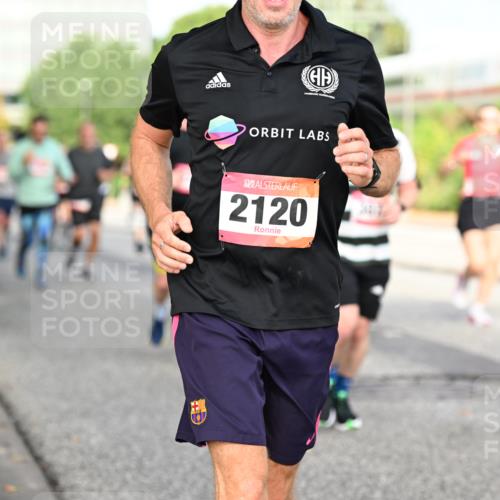 06.09.2026 - CURREX Alsterlauf Dr. Thomas Lammeyer http://msf.ph/oto/10131813 06.09.2026 09:55:24 Laufen 2120 meine-sportfotos.de