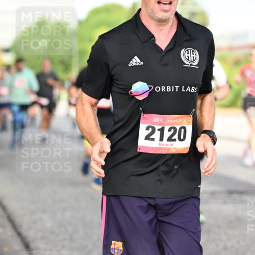 06.09.2026 - CURREX Alsterlauf Dr. Thomas Lammeyer http://msf.ph/oto/10131814 06.09.2026 09:55:25 Laufen 2120 meine-sportfotos.de