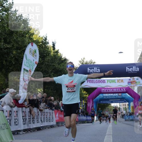 06.09.2026 - CURREX Alsterlauf Yannick Fuchs http://msf.ph/oto/10131815 06.09.2026 09:39:35 Ziel 2727, 2739, 3270, 3972, 4163, 4380, 5334, 5339, 5803 meine-sportfotos.de