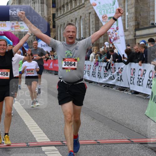 06.09.2026 - CURREX Alsterlauf Strokosch-Dieckow http://msf.ph/oto/10131856 06.09.2026 10:05:40 Ziel 2267, 2476, 2659, 3064, 3180, 3230, 3314, 3439, 3457, 4152, 4408, 4430, 4511, 4538, 5135, 5373, 5405, 5406, 5777, 6458 meine-sportfotos.de