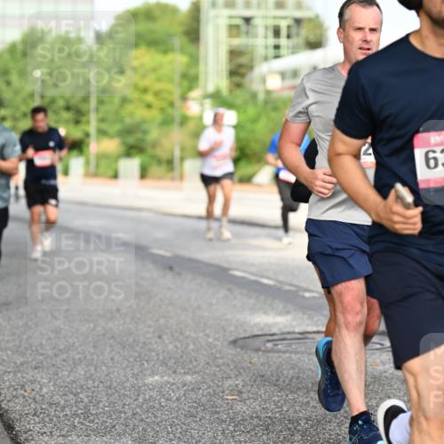 06.09.2026 - CURREX Alsterlauf Dr. Thomas Lammeyer http://msf.ph/oto/10131860 06.09.2026 09:55:33 Laufen 147, 6337, 48 meine-sportfotos.de