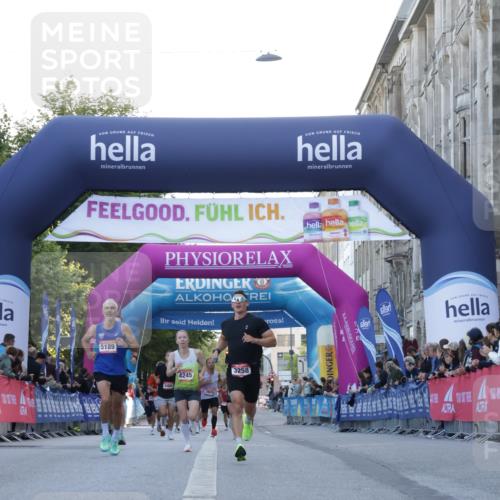 06.09.2026 - CURREX Alsterlauf Yannick Fuchs http://msf.ph/oto/10131874 06.09.2026 09:39:39 Ziel 2727, 3258, 4380, 5189, 5334, 5339, 5803 meine-sportfotos.de