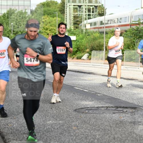 06.09.2026 - CURREX Alsterlauf Dr. Thomas Lammeyer http://msf.ph/oto/10131882 06.09.2026 09:55:35 Laufen 4856, 5801, 5557, 8320, 5474, 4953 meine-sportfotos.de