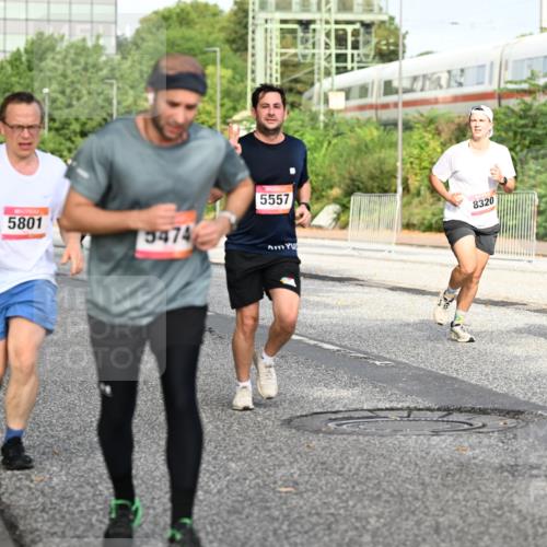 06.09.2026 - CURREX Alsterlauf Dr. Thomas Lammeyer http://msf.ph/oto/10131885 06.09.2026 09:55:35 Laufen 4456, 5801, 5474, 5557, 8320, 4953 meine-sportfotos.de