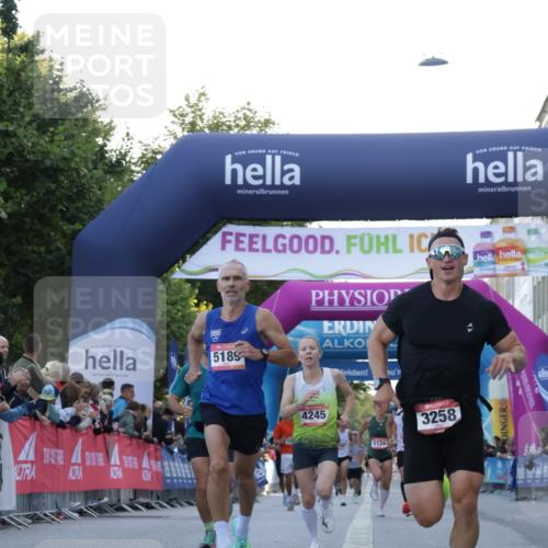 06.09.2026 - CURREX Alsterlauf Yannick Fuchs http://msf.ph/oto/10131899 06.09.2026 09:39:42 Ziel 2727, 3258, 3928, 4245, 4380, 5189, 6066 meine-sportfotos.de