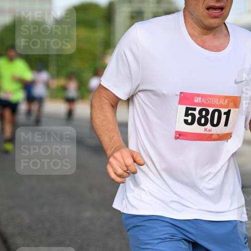 06.09.2026 - CURREX Alsterlauf Dr. Thomas Lammeyer http://msf.ph/oto/10131908 06.09.2026 09:55:37 Laufen 5801 meine-sportfotos.de