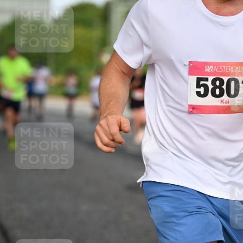 06.09.2026 - CURREX Alsterlauf Dr. Thomas Lammeyer http://msf.ph/oto/10131910 06.09.2026 09:55:38 Laufen 5801 meine-sportfotos.de