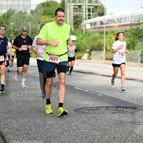 06.09.2026 - CURREX Alsterlauf Dr. Thomas Lammeyer http://msf.ph/oto/10131926 06.09.2026 09:55:40 Laufen 4856, 8265, 32, 2627, 3765, 2649 meine-sportfotos.de