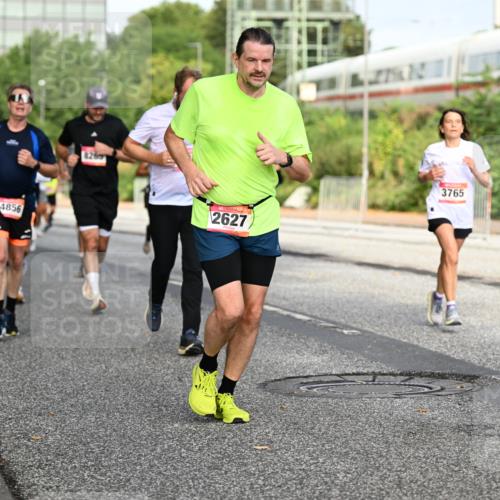06.09.2026 - CURREX Alsterlauf Dr. Thomas Lammeyer http://msf.ph/oto/10131929 06.09.2026 09:55:40 Laufen 4856, 8269, 2627, 3765 meine-sportfotos.de