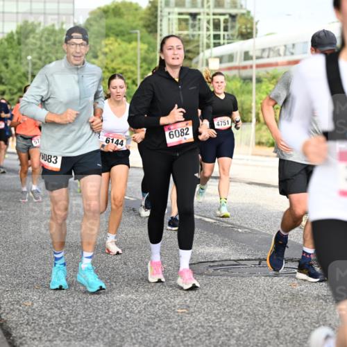 06.09.2026 - CURREX Alsterlauf Dr. Thomas Lammeyer http://msf.ph/oto/10131968 06.09.2026 09:55:45 Laufen 3425, 5083, 6144, 6082, 4751, 3203 meine-sportfotos.de