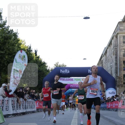 06.09.2026 - CURREX Alsterlauf Yannick Fuchs http://msf.ph/oto/10132009 06.09.2026 09:39:46 Ziel 3258, 3928, 4245, 4380, 4502, 5134, 5189, 5404, 5927, 6066, 8254 meine-sportfotos.de