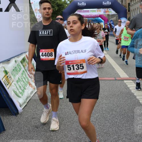 06.09.2026 - CURREX Alsterlauf Strokosch-Dieckow http://msf.ph/oto/10132022 06.09.2026 10:05:44 Ziel 2267, 2476, 2659, 3064, 3180, 3230, 3314, 3439, 3457, 4130, 4197, 4198, 4408, 4430, 4538, 5135, 5137, 5373, 5390, 5405, 5406, 5777, 6458 meine-sportfotos.de