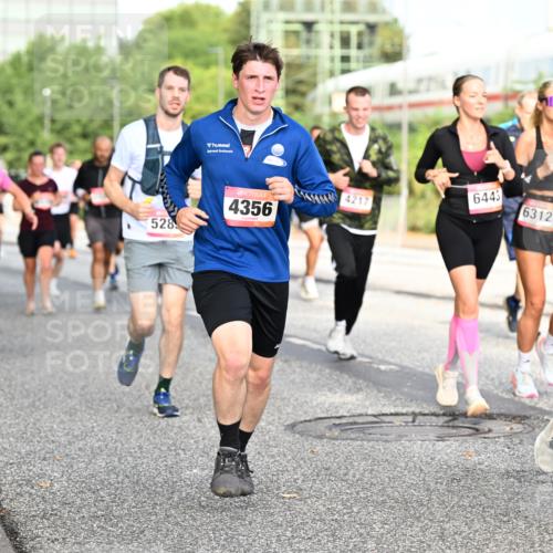 06.09.2026 - CURREX Alsterlauf Dr. Thomas Lammeyer http://msf.ph/oto/10132035 06.09.2026 09:55:52 Laufen 528, 4356, 4217, 6443, 6312, 2981 meine-sportfotos.de