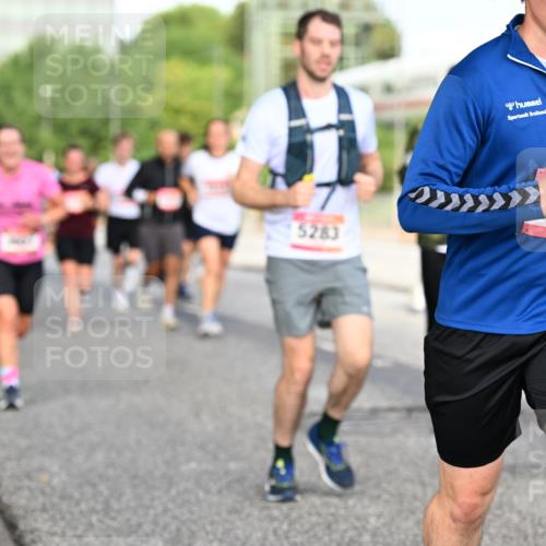 06.09.2026 - CURREX Alsterlauf Dr. Thomas Lammeyer http://msf.ph/oto/10132047 06.09.2026 09:55:53 Laufen 5283, 56 meine-sportfotos.de