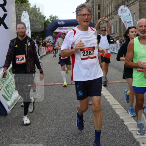 06.09.2026 - CURREX Alsterlauf Strokosch-Dieckow http://msf.ph/oto/10132048 06.09.2026 10:05:47 Ziel 2047, 2267, 2476, 2659, 3180, 3230, 3314, 3439, 3457, 4130, 4197, 4198, 4408, 4430, 4538, 4741, 4871, 5135, 5137, 5390, 5405, 5406, 5520, 6458 meine-sportfotos.de