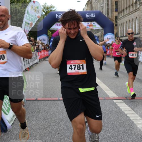 06.09.2026 - CURREX Alsterlauf Strokosch-Dieckow http://msf.ph/oto/10132052 06.09.2026 09:53:01 Ziel 2336, 2438, 2464, 2465, 2930, 3594, 3913, 3954, 3971, 4329, 4780, 4781, 5048, 5253, 5522, 6062, 6141, 6156, 6314, 8025, 8190, 8334 meine-sportfotos.de