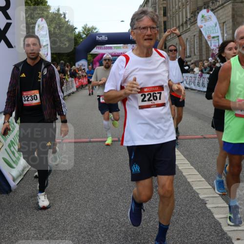 06.09.2026 - CURREX Alsterlauf Strokosch-Dieckow http://msf.ph/oto/10132060 06.09.2026 10:05:47 Ziel 2047, 2267, 2476, 2659, 3180, 3230, 3314, 3439, 3457, 4130, 4197, 4198, 4408, 4430, 4538, 4741, 4871, 5135, 5137, 5390, 5405, 5406, 5520, 6458 meine-sportfotos.de