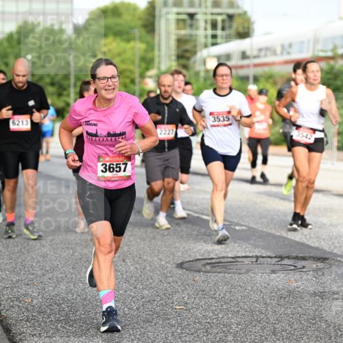 06.09.2026 - CURREX Alsterlauf Dr. Thomas Lammeyer http://msf.ph/oto/10132063 06.09.2026 09:55:55 Laufen 6213, 3657, 2227, 3535, 3542 meine-sportfotos.de