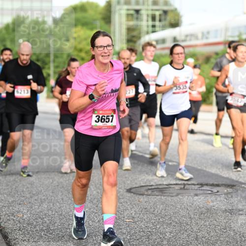 06.09.2026 - CURREX Alsterlauf Dr. Thomas Lammeyer http://msf.ph/oto/10132066 06.09.2026 09:55:55 Laufen 6213, 3657, 3535, 3542 meine-sportfotos.de