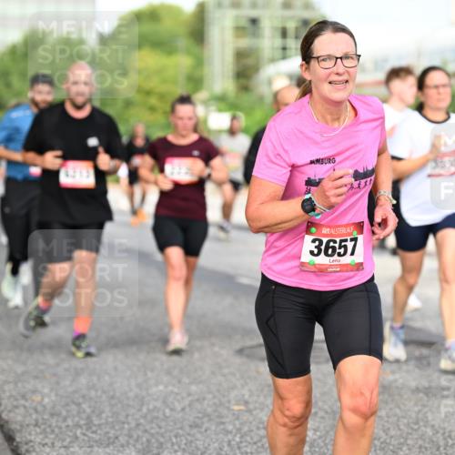 06.09.2026 - CURREX Alsterlauf Dr. Thomas Lammeyer http://msf.ph/oto/10132072 06.09.2026 09:55:56 Laufen 3215, 3657, 35, 38 meine-sportfotos.de