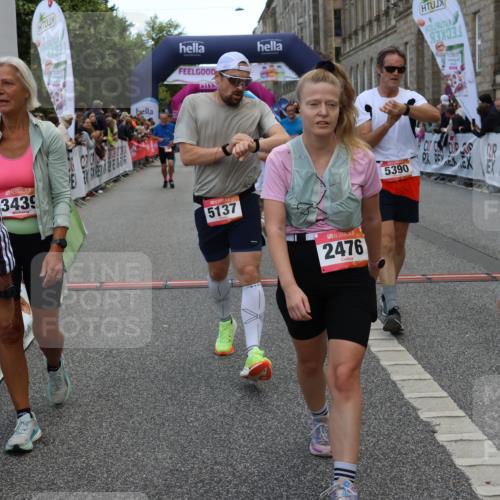 06.09.2026 - CURREX Alsterlauf Strokosch-Dieckow http://msf.ph/oto/10132082 06.09.2026 10:05:48 Ziel 2047, 2267, 2476, 2659, 3180, 3230, 3314, 3439, 3457, 4130, 4197, 4198, 4430, 4538, 4741, 4871, 5135, 5137, 5390, 5405, 5406, 5520 meine-sportfotos.de