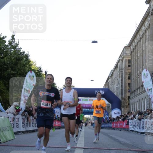 06.09.2026 - CURREX Alsterlauf Yannick Fuchs http://msf.ph/oto/10132091 06.09.2026 09:39:54 Ziel 2858, 3667, 3731, 3928, 3950, 4502, 5134, 5152, 5404, 5927, 5996, 6261, 8012, 8254 meine-sportfotos.de