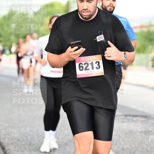 06.09.2026 - CURREX Alsterlauf Dr. Thomas Lammeyer http://msf.ph/oto/10132092 06.09.2026 09:55:58 Laufen 6213 meine-sportfotos.de