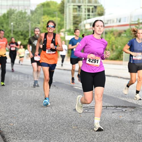 06.09.2026 - CURREX Alsterlauf Dr. Thomas Lammeyer http://msf.ph/oto/10132149 06.09.2026 09:56:04 Laufen 36, 4291, 824 meine-sportfotos.de