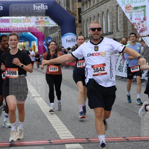 06.09.2026 - CURREX Alsterlauf Strokosch-Dieckow http://msf.ph/oto/10132151 06.09.2026 10:06:01 Ziel 3098, 3842, 3976, 4481, 4736, 4737, 4894, 5070, 5115, 5277, 5556, 5726, 5781, 6045, 6089, 6107, 6121, 6385, 8056, 8143 meine-sportfotos.de