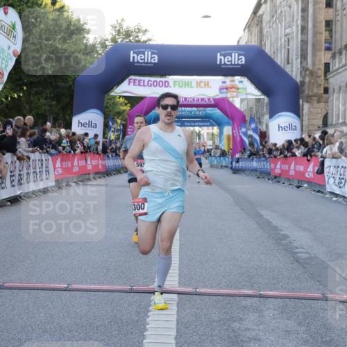 06.09.2026 - CURREX Alsterlauf Yannick Fuchs http://msf.ph/oto/10132161 06.09.2026 09:40:07 Ziel 2211, 3300, 4079, 4175, 4699, 5150, 5925 meine-sportfotos.de