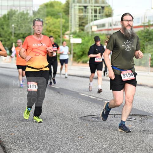06.09.2026 - CURREX Alsterlauf Dr. Thomas Lammeyer http://msf.ph/oto/10132182 06.09.2026 09:56:07 Laufen 4478, 40, 8111, 4209, 23, 5154 meine-sportfotos.de