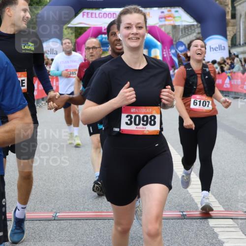 06.09.2026 - CURREX Alsterlauf Strokosch-Dieckow http://msf.ph/oto/10132196 06.09.2026 10:06:02 Ziel 2413, 2457, 3098, 3842, 3976, 4736, 4737, 4894, 5070, 5277, 5726, 5781, 6045, 6089, 6107, 6385, 8056, 8143 meine-sportfotos.de