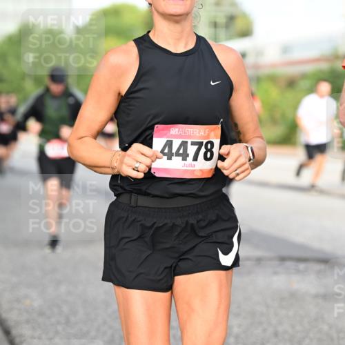 06.09.2026 - CURREX Alsterlauf Dr. Thomas Lammeyer http://msf.ph/oto/10132205 06.09.2026 09:56:09 Laufen 4478, 811 meine-sportfotos.de