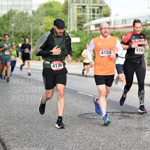 06.09.2026 - CURREX Alsterlauf Dr. Thomas Lammeyer http://msf.ph/oto/10132215 06.09.2026 09:56:10 Laufen 4139, 4158, 4739, 6448, 644 meine-sportfotos.de