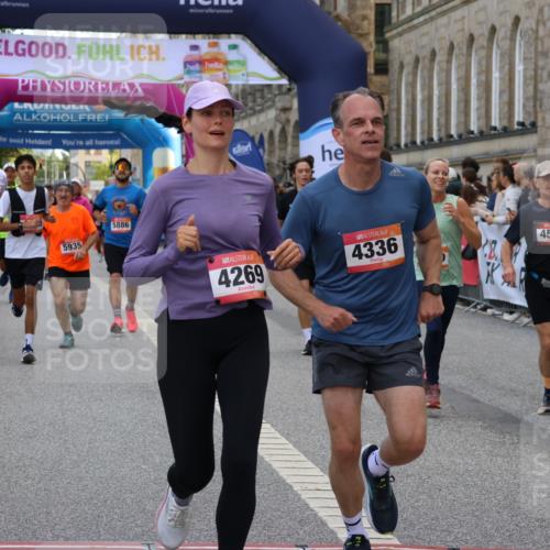 06.09.2026 - CURREX Alsterlauf Strokosch-Dieckow http://msf.ph/oto/10132233 06.09.2026 09:53:09 Ziel 2464, 2704, 2930, 3594, 3913, 4269, 4305, 4329, 4336, 4465, 4539, 4760, 5202, 5253, 5681, 5886, 5935, 6141, 6156, 8190, 8334 meine-sportfotos.de