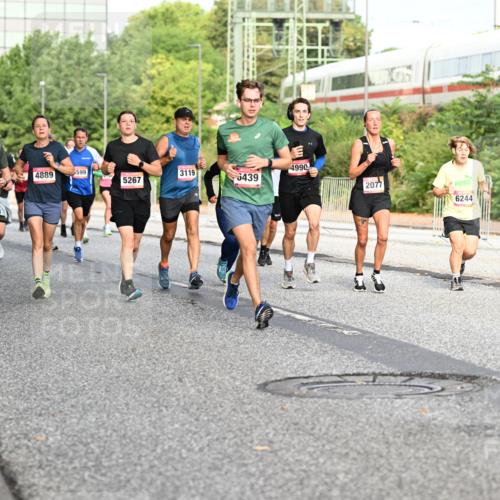 06.09.2026 - CURREX Alsterlauf Dr. Thomas Lammeyer http://msf.ph/oto/10132243 06.09.2026 09:56:13 Laufen 3414, 3969, 4990, 4889, 599, 3119, 5267, 6439, 2077, 6244 meine-sportfotos.de
