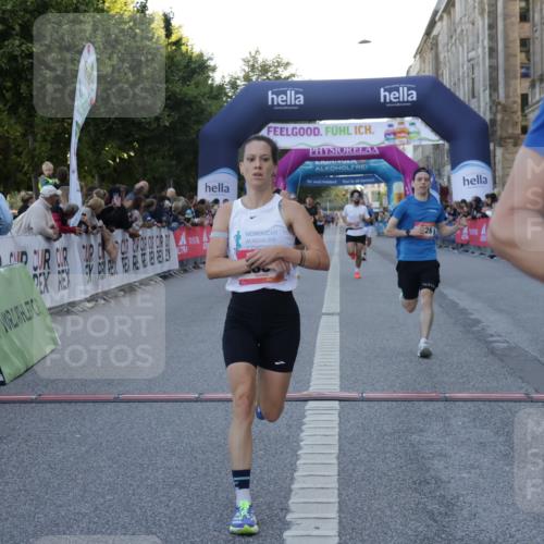 06.09.2026 - CURREX Alsterlauf Yannick Fuchs http://msf.ph/oto/10132262 06.09.2026 09:40:13 Ziel 2211, 2831, 3300, 4569, 5150, 5322, 5399, 5925, 5989, 6026 meine-sportfotos.de