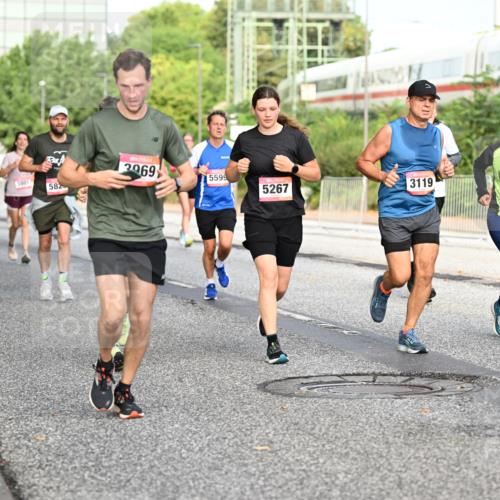06.09.2026 - CURREX Alsterlauf Dr. Thomas Lammeyer http://msf.ph/oto/10132269 06.09.2026 09:56:15 Laufen 2969, 5599, 3414, 3401, 582, 5267, 3119, 3120, 49 meine-sportfotos.de