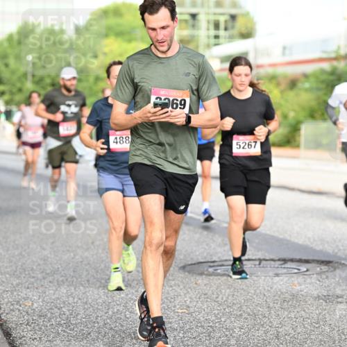 06.09.2026 - CURREX Alsterlauf Dr. Thomas Lammeyer http://msf.ph/oto/10132275 06.09.2026 09:56:16 Laufen 488, 69, 3119, 5267 meine-sportfotos.de