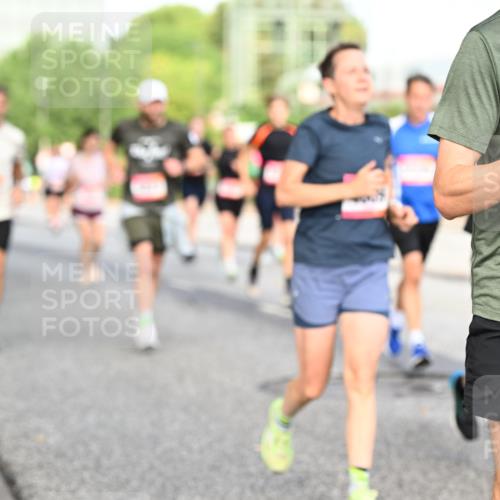 06.09.2026 - CURREX Alsterlauf Dr. Thomas Lammeyer http://msf.ph/oto/10132286 06.09.2026 09:56:17 Laufen 36 meine-sportfotos.de