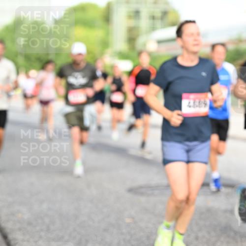 06.09.2026 - CURREX Alsterlauf Dr. Thomas Lammeyer http://msf.ph/oto/10132287 06.09.2026 09:56:17 Laufen 6837 meine-sportfotos.de